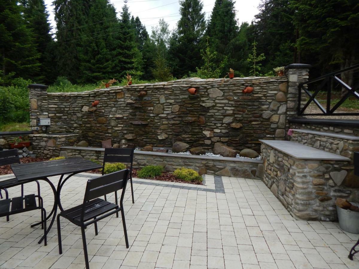Феєрія Лісу Aparthotel Skhidnytsia Exterior foto