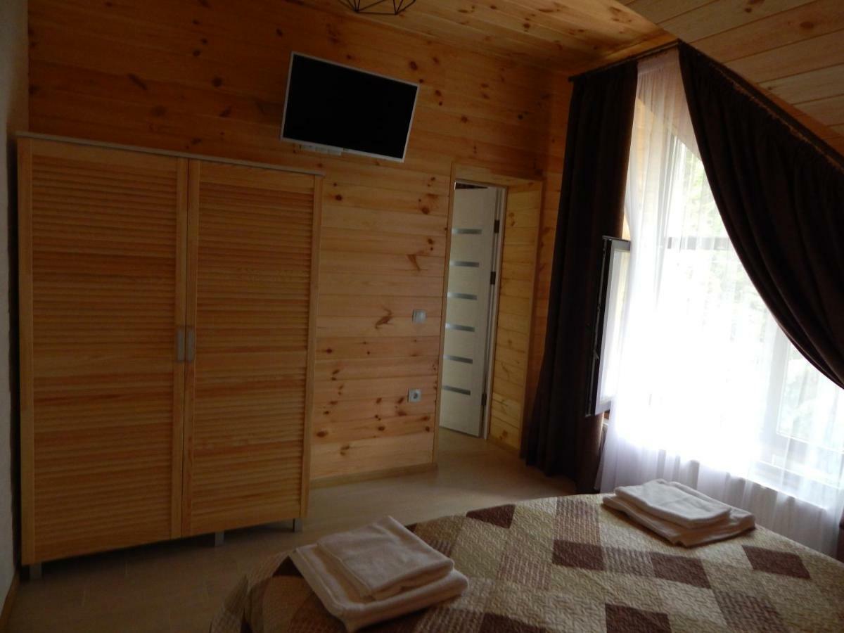 Феєрія Лісу Aparthotel Skhidnytsia Exterior foto