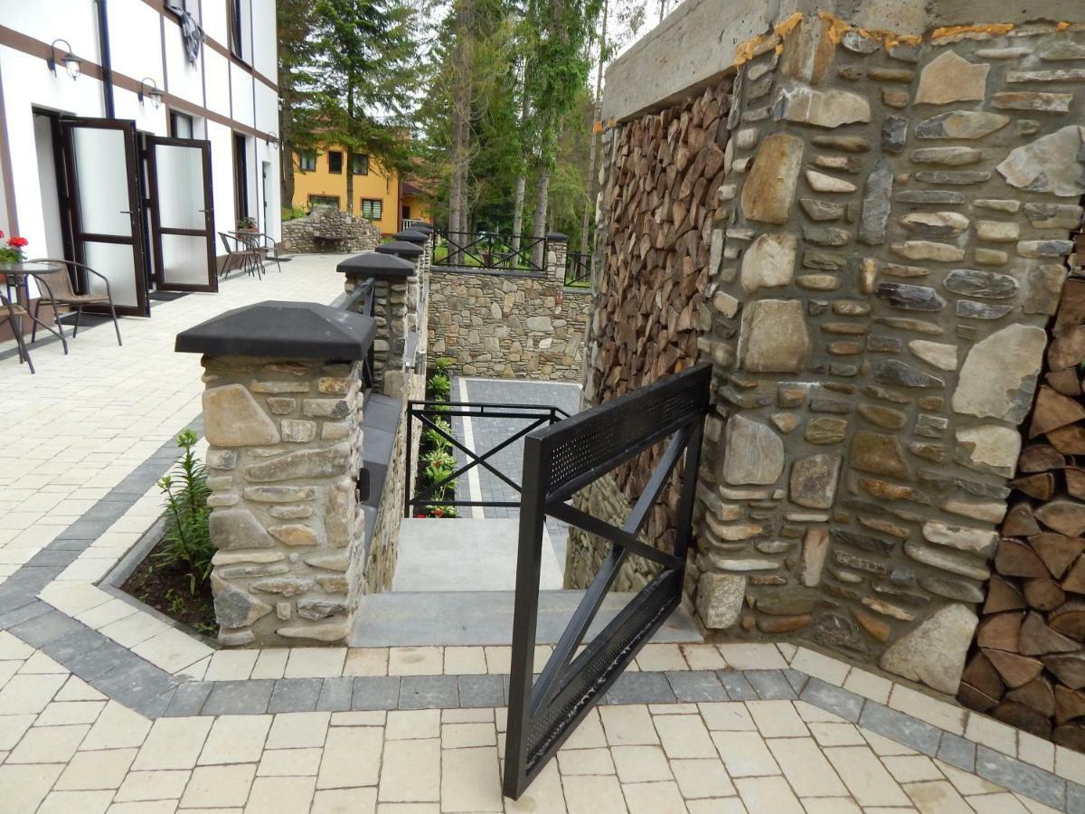 Феєрія Лісу Aparthotel Skhidnytsia Exterior foto